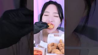 겉바속촉 미쳤다!!! 이 치킨 안드셔봤으면 꼭 드셔보세요. #먹방쇼츠