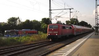 Durchfahrt von 111 211 und 111 049