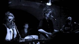 Die Heiterkeit - Im Zwiespalt // Live at rhiz Vienna 2016 // full