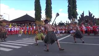 Kolaborasi Baleganjur & Marching Band SMPN 1 Banjarangkan (Karnaval HUT RI Ke-73, 2018)