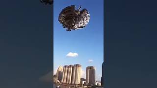 真的是外星飞船？Real UFO? 这恐怕是迄今为止在各种关于UFO的图像或视频资料中所看到距离最近、图像最清晰的飞船。是电脑合成？还是其它什么人工制作？有人能看出破绽吗？