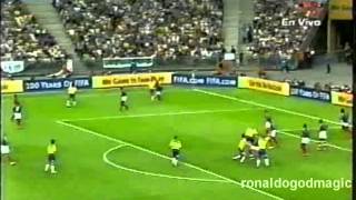 2004 Away Ronaldo vs France