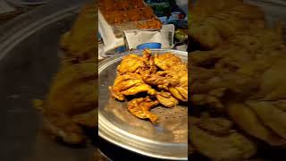 Chaplin kabab and fry full chicken on stall foody of Lahore|lahori style|@explorewithumar