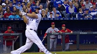 STL@KC: Morales swats his second home run of the game