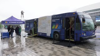 125 000$ pour promouvoir le tramway... dans un autobus