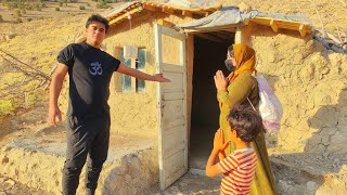 Young Man Gifts House to Homeless Mother and Her Children