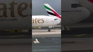 #aviation #avgeek #emirates #aircraft #shorts #shortvideo #oldsong #oldisgoldsongs #trending
