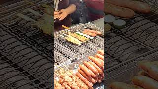 台灣小吃，烤香腸。Taiwanese snacks, grilled sausages. #taiwanfood #streetfood #food