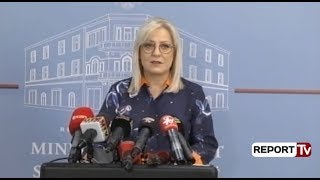 Report TV - Nikolla i përgjigjet opozitës: Nuk po mbyllim shkollat, por klasat kolektive