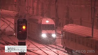 2005-02 [SDw] Spiez at Night, SBB,BLS - it starts to SNOW, Loco switch for RoLa, SUPER NIGHT SHOTS!