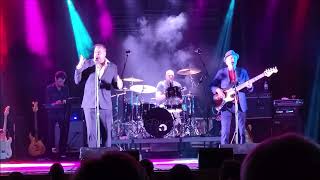 Average White Band Performs the Soulful and Smooth 'Cloudy' LIVE in Indianapolis on 5/5/2023