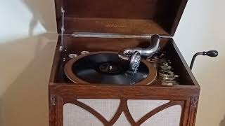 hmv 130 Gramophone. Eton Boat Song