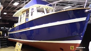 2017 Rhea 850 Timonier Motor Boat - Deck and Interior Walkaround - 2016 Salon Nautique Paris