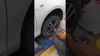 changing tire #views #car #cars #shorts