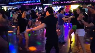 Latindance Salsa, social chacha 살사 명강사 아톰(Artom)샘의 소셜차차