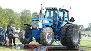 Ford 8210 Pulling The Sledge at Pulling Event in Lyngså | Tractor Pulling Denmark