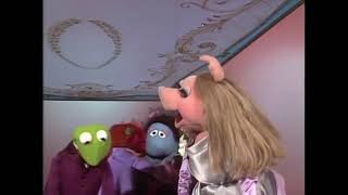 Muppet Songs: Kermit and Miss Piggy - I Won't Dance