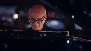 Ludovico Einaudi – Fly (Live A Fip 2015)