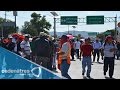 Maestros y normalistas bloquean la Autopista del Sol