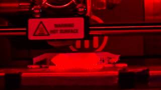 3d Printing Time Lapse Close Up (With catastrophic errors)