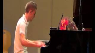 Amazing piano improvisation