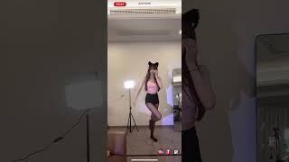 #极品身材美女#这样的身材谁能顶得住 #dance #gaixinhtiktok #updancechallenge