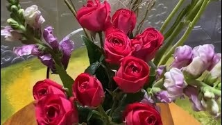 Flower Arrangement Ideas 2. Roses and Pebbles    (Grand Open on  July 18, 2023)