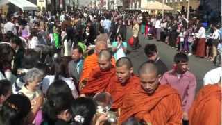 Preah Buddha Rangsey Temple New Year 2012 #1.m2ts