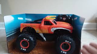 Monster Jam 1:15th Scale RC El Toro Loco Monster truck by Spin Master. Unboxing and Review