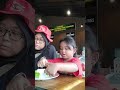 mukbang part 1 sama mama 😁🥰 #shortvideo #makanbareng #makanayamgoreng #mukbang