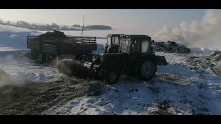 Погрузка сенажа в мороз