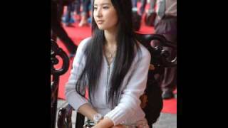 beautiful Crystal Liu Yi fei