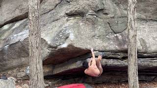 Avoid the Bulge (V6) - Powerlinez Bouldering: Fern Cliff