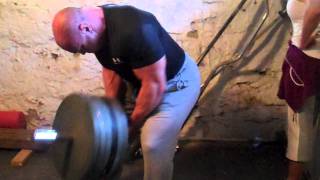 T-bar row 6 plates x 20.MP4