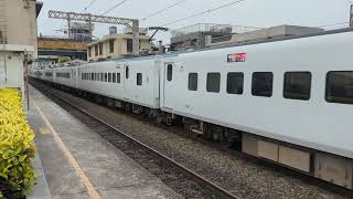 2025/01/01  127次加班EMU3000型自強號  彰化出站