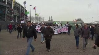 Honderden supporters vast na betoging bij Kuip