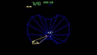 Coin-Op Games 1981 - Tempest (Atari) [MAME]