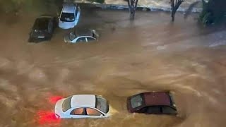 شاهد بالفيديو ليبيا تغرق بسبب اعصار دانيال /هلع في ليبيا الإعصار يقتلع الأشجار ويغرق المدن 😭💔