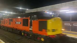 37607 and 37099 on Colas test train at Wickford 23.45 on 27/2/25