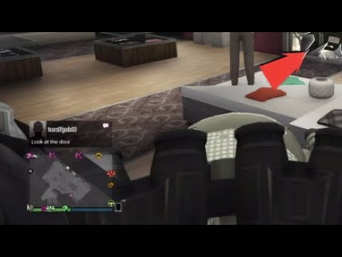 A Perfect Example On What To Do When You Get Trapped In A Shop A Perfect Example On What To Do When You Get Trapped In A Shop
