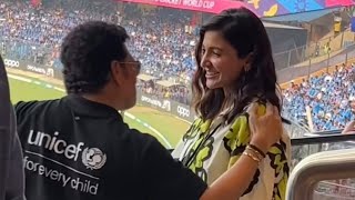 Sachin Tendulkar's heart warming gesture for Anushka Sharma after Won Semifinal vs New Zealand