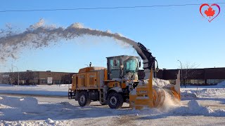 Snow Removal in Montreal,Quebec,Canada /Larue T70/加拿大道路清雪🇨🇦🇨🇦❄️❄️