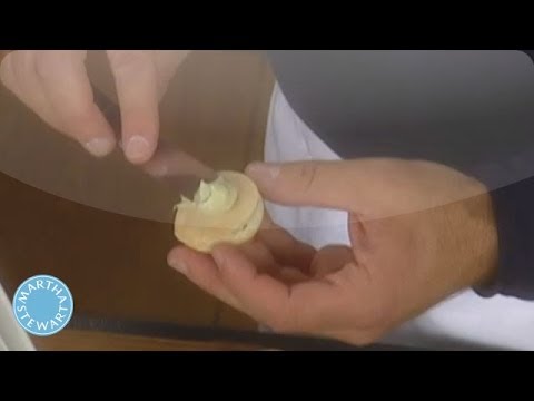 Martha Learns How to Make Macarons - Martha Stewart Martha Learns How to Make Macarons - Martha Stewart