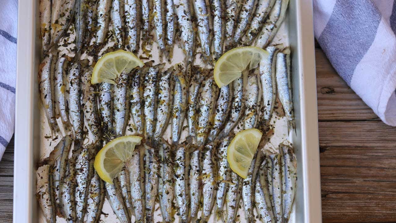 Boquerones Al Horno - YouTube