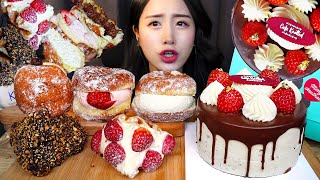 🍩 노티드 케이크 도넛 & 크로플 디저트 먹방 ASMR MUKBANGㅣDESSERT STRAWBERRY CHOCOLATE CAKE DONUT