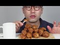 교촌치킨 허니콤보 대신 교촌콤보 먹방 asmr 닭다리 날개 윙 mukbang korean chicken wing