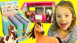 Spirit Horse Toys From The Netflix Cartoon Show \u0026 Playing With Pony Toys in Stable