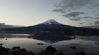 富士河口湖からの富士山🗻! 2023年1月17日 06時45分 長崎公園より MotoG50/Dji Mini2