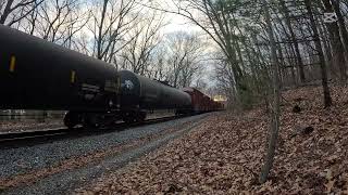 CSX M426 in sterling MA on the Worcester Subdivision #railfanningamerica #train #railroad