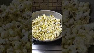 bina pressure cooker ke kadhai Mai benaye popcorn 🍿🍿#popcorn #shorts #kitchenchef